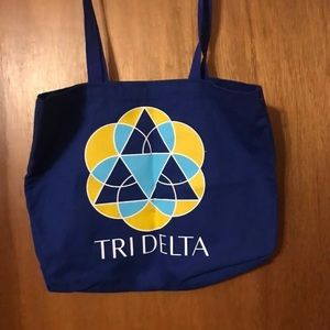 Tri Delta Tote